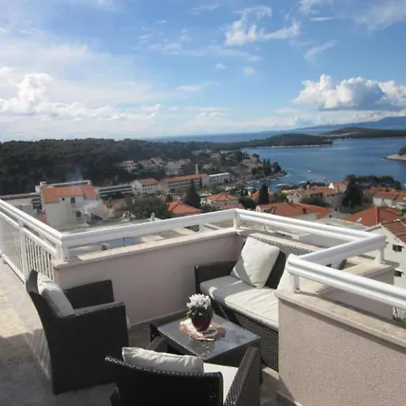 Azure Hvar - One Bedroom Delux With Sea View 4 * Hvar Town